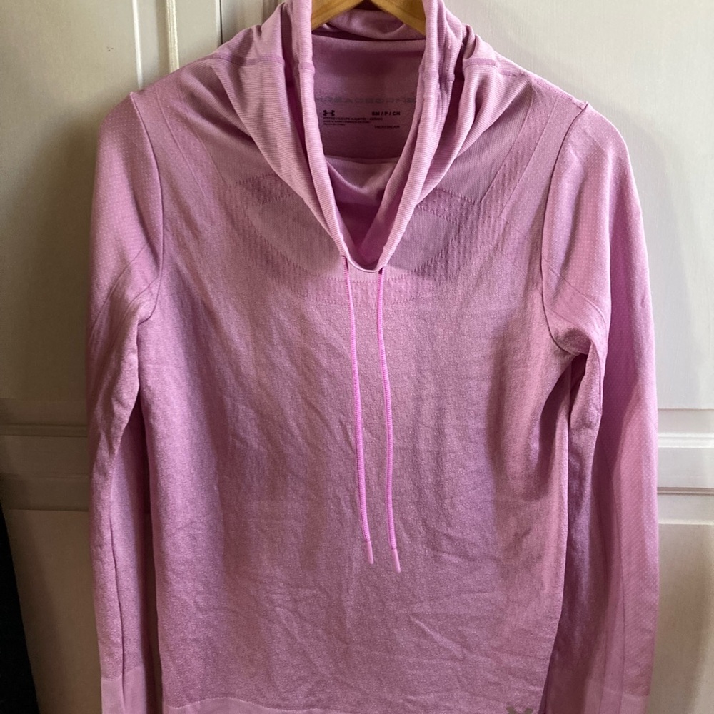 Under armor women women cowel neck long sleeve top size S light lavender